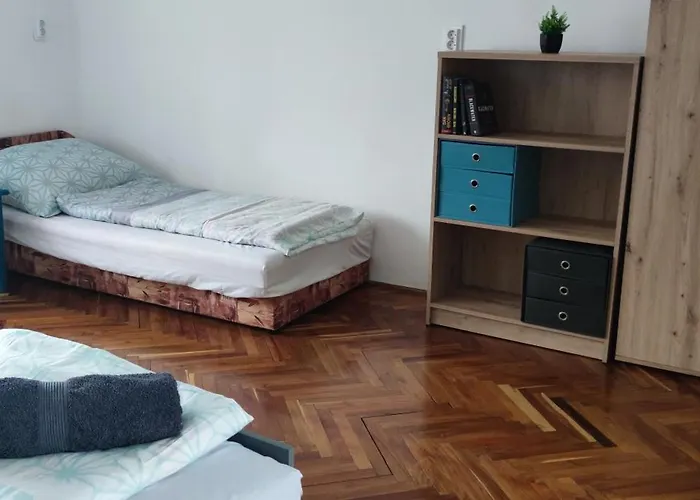 Kossuth Апартаменты